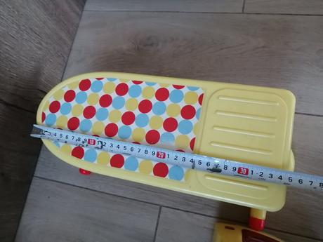 Žehlička, práčka, žehliaca doska, 