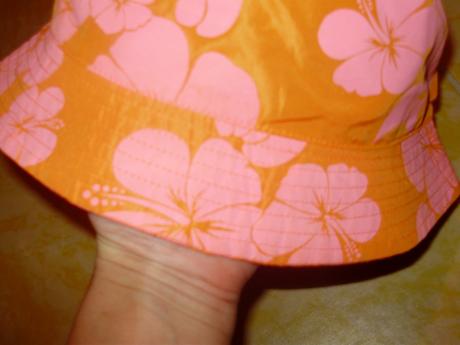 Klobúčik funky fish, 122