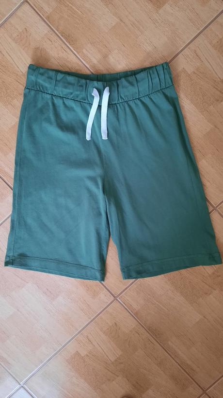 Kraťasy, benetton,146