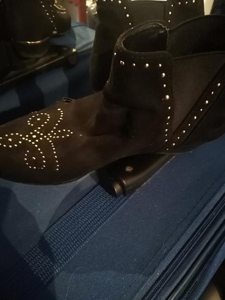 Kotnikove čižmičky, 39