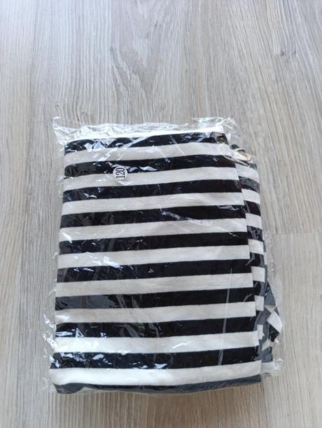 Dievčenské pásikové šaty, 116