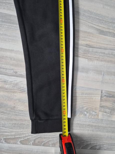 Pekné adidas tepláky - letné, adidas,152