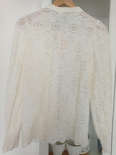 Blúzka krémová, s