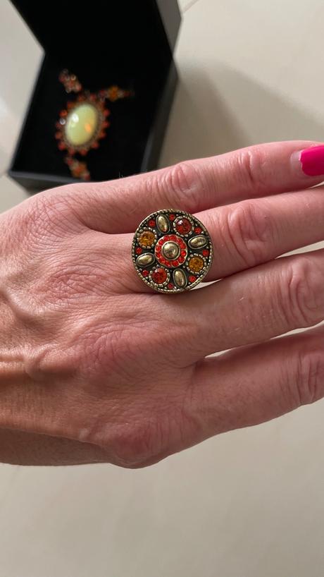 Bizuteria náhrdelník prsteň,