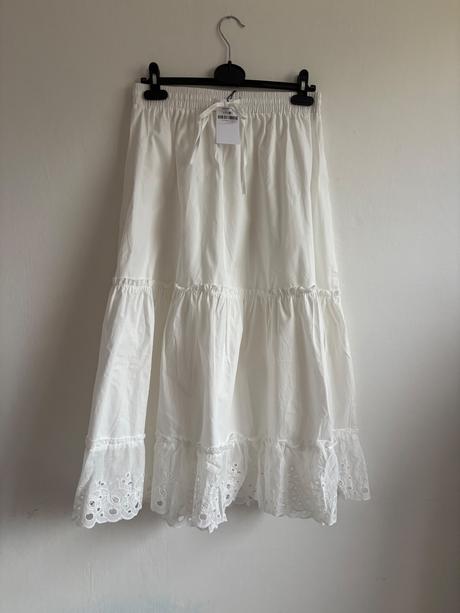 Biela maxisukňa, m