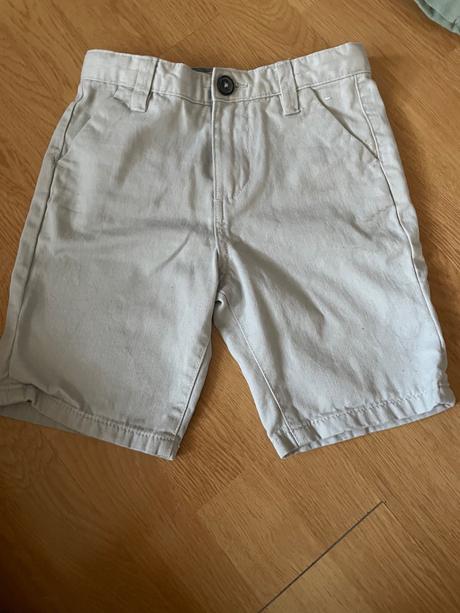 Šortky chino, 122