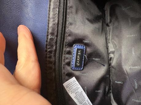 Malá kabelka, carpisa