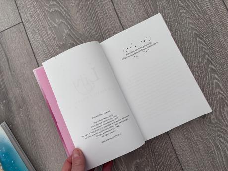 Séria lily (1. a 2. diel) , holly webbová / top st,