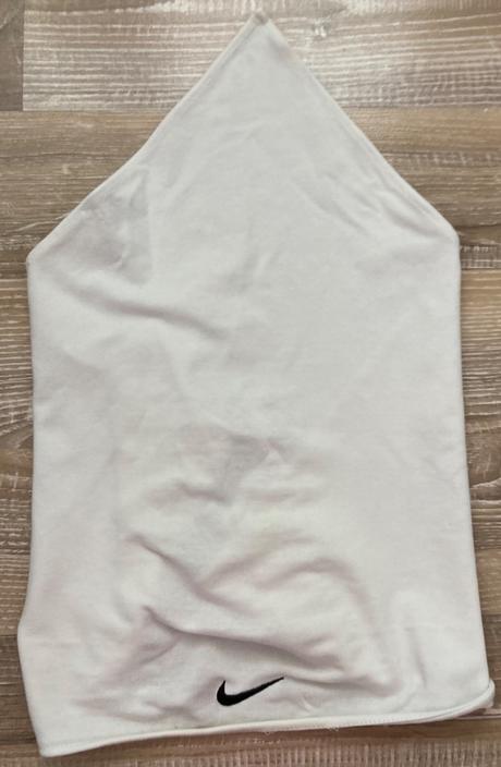 Šatka na hlavu, nike