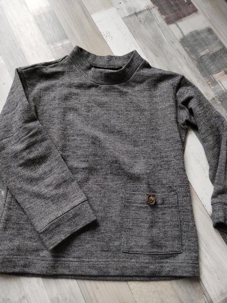 Tricko, reserved,122