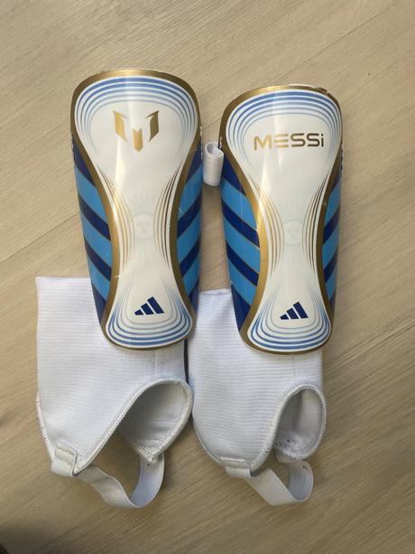 Chraniče na futbal messi, 