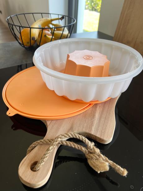 Tupperware forma,