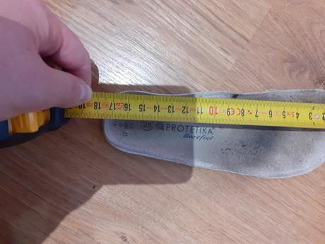 Chlapčenské bf sandále, protetika,28