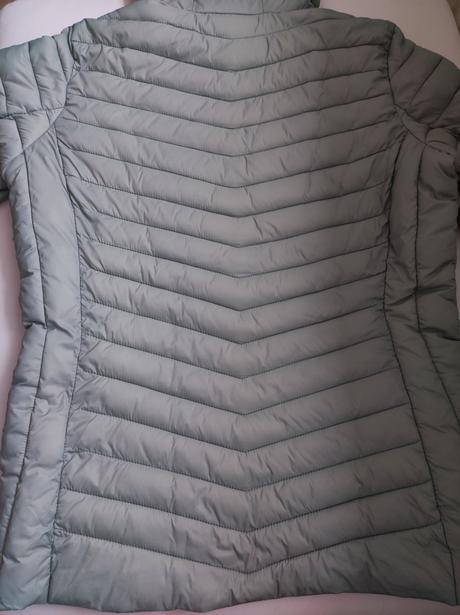 Nenosená, prešívaná, vatovaná bunda, 40