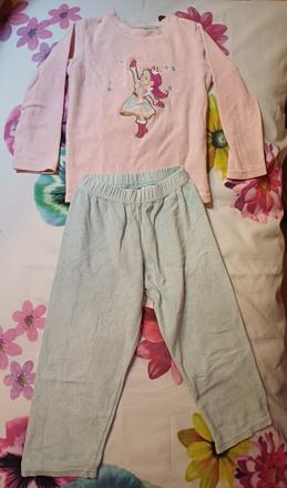 Teplé pyžamo 98/104, lupilu,98