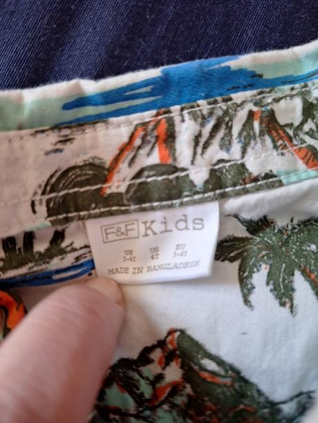 Chlapčenské košele, 104