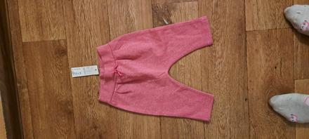 Dievcenske nohavice, 68