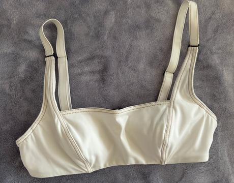 La perla vršok od plaviek, s