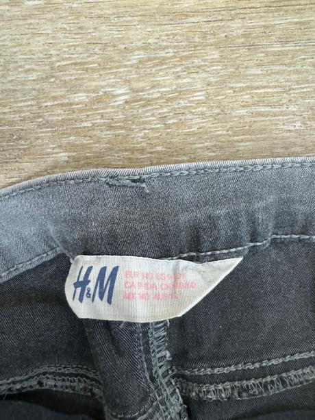 Sivé skinny rifle, h&m,140