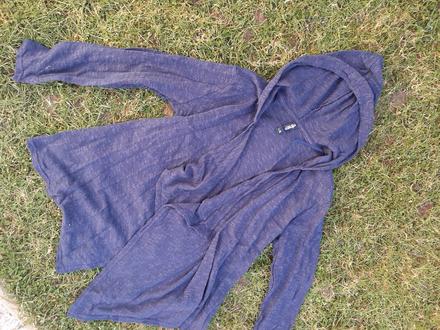 Zľava. modrý sveter colours velk. l/xl., colours of the world,l