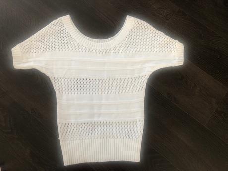 Guess svetrik, guess,xs