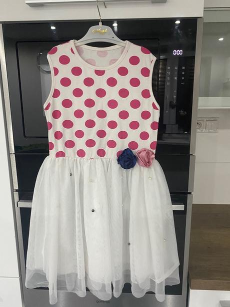 Dievčenské šaty velk.128/134, 128