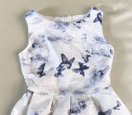 122 saty s motylikmi,7 r., 122