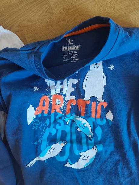 2x pyžamo 110/116, lupilu,110