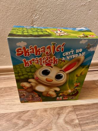 Skakajici kralicek, 