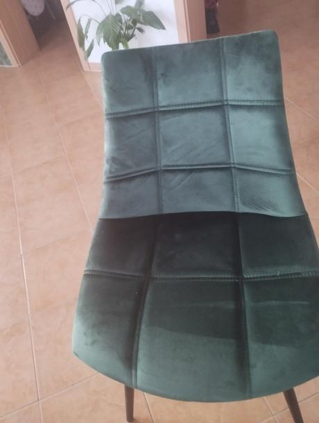 Jedálenské stoličky, 