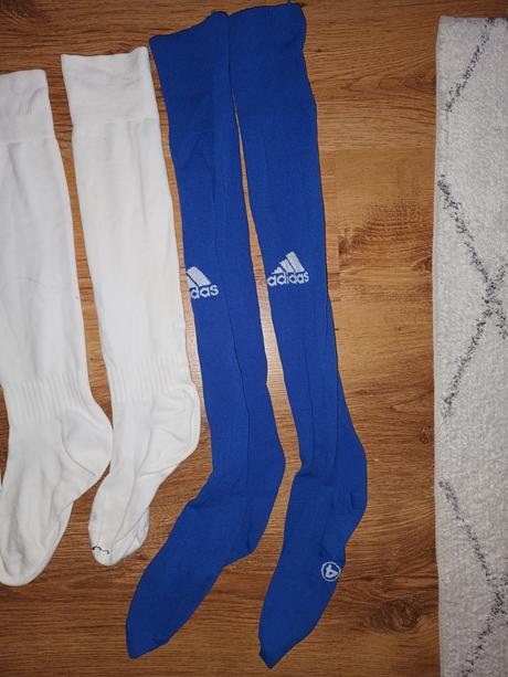 2x futbalové stucne 40-42 cena spolu, adidas,40