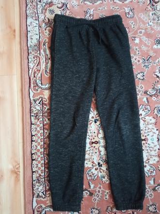 Hrubé tepláky, f&f,134