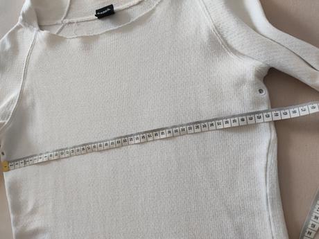 Dlhšia mikina, bench,s