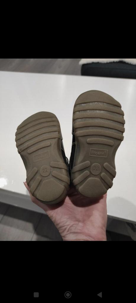 Nenosené topánočky, 21