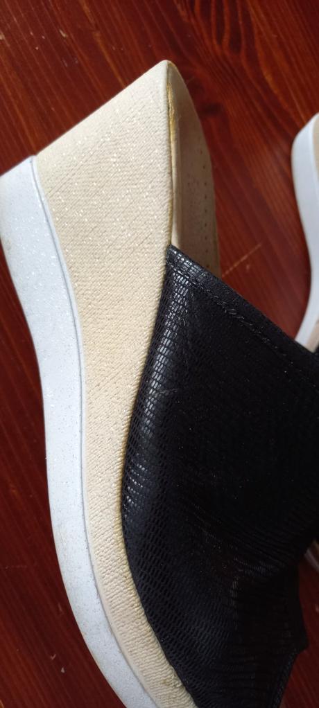 Kožené šľapky, 37