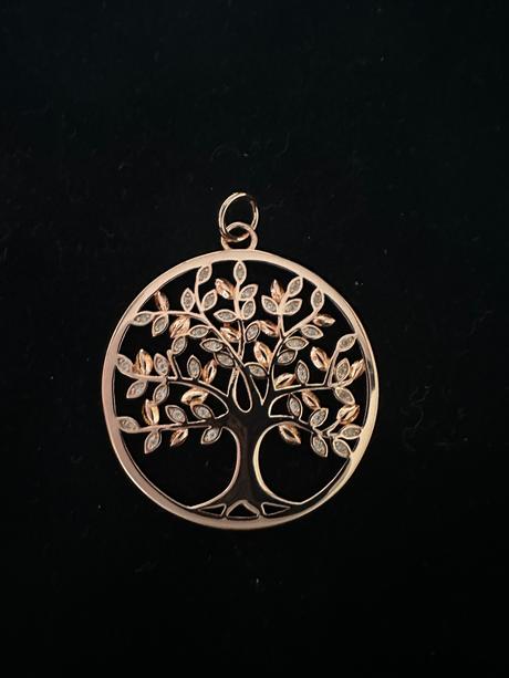 Nádherný prívesok strom života s kamienkami, 