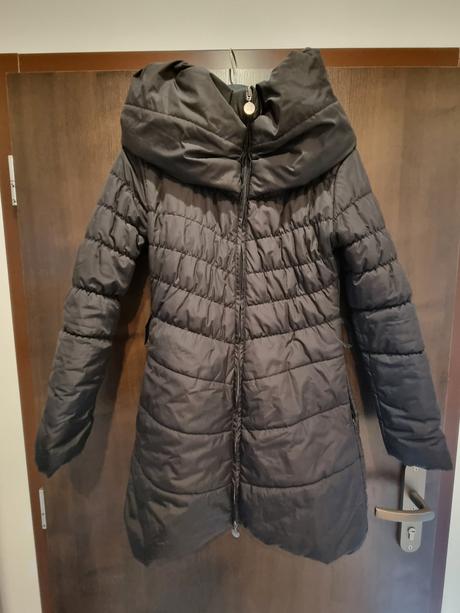 Dlhšia čierna bunda, m