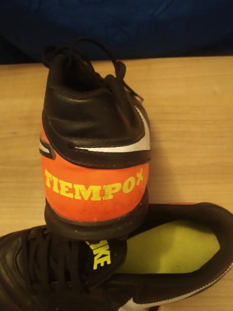 Kopačky s malými štuplami nike, nike,38