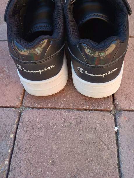 Tenisky, champion,35