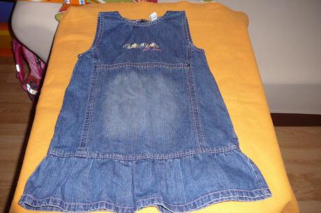 Šaty+ košeľa, 122