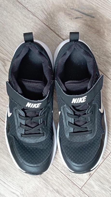 Čierne tenisky (s poštovným), nike,35