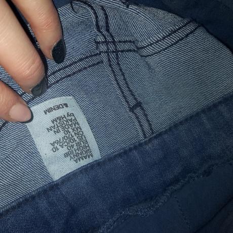 Tehotenské nohavice, 40