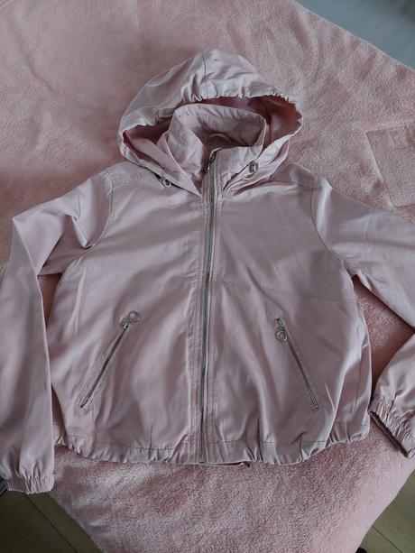 Ľahká prechodná bundička, bershka,s