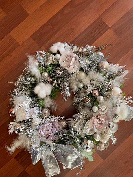 Advetny veniec a veniec na dvere, 