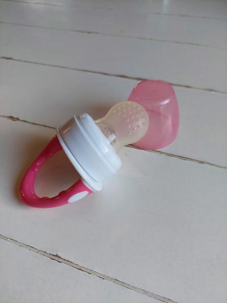 Cumlík na kŕmenie,