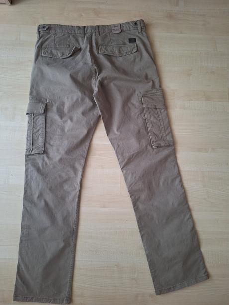 Super kapsáče petrol industries 33/32, m