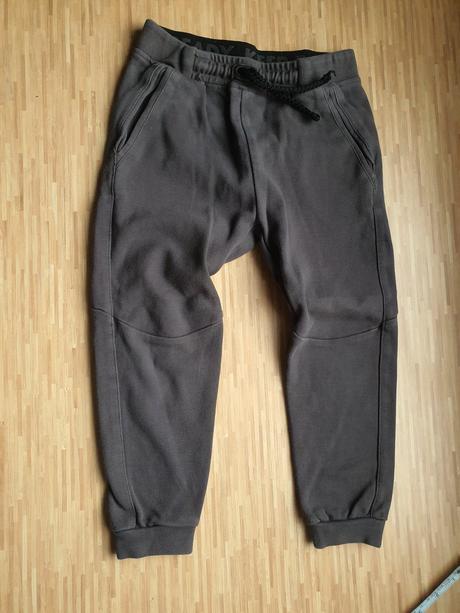 Pohodlne teplaky, zara,104