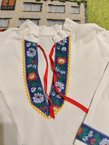 Folklórna košieľka, 116