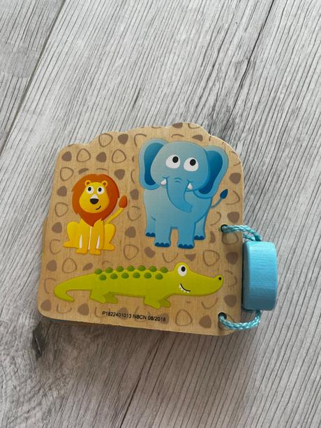 Hape baby knižka divočina, 