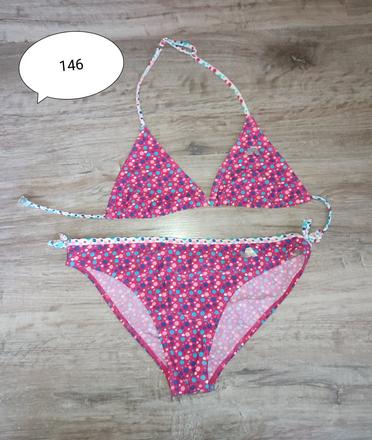 Bikiny, 146